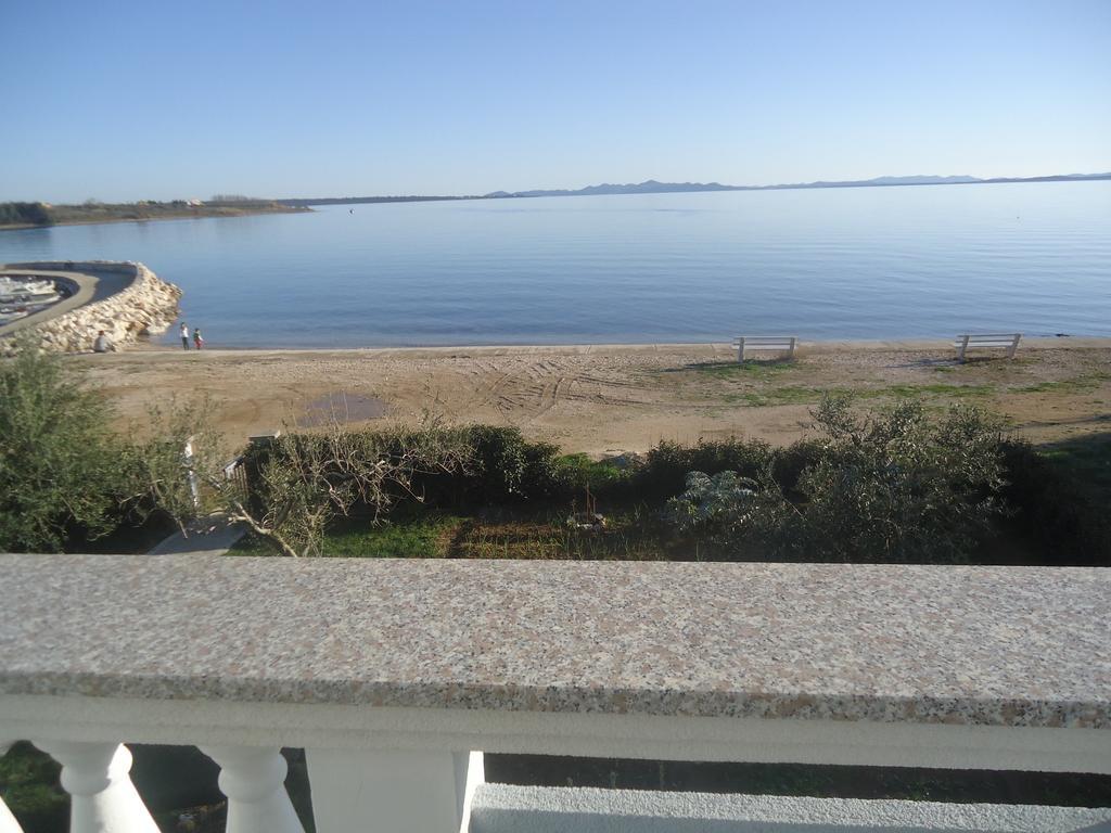 Apartments Maslina Privlaka  Εξωτερικό φωτογραφία